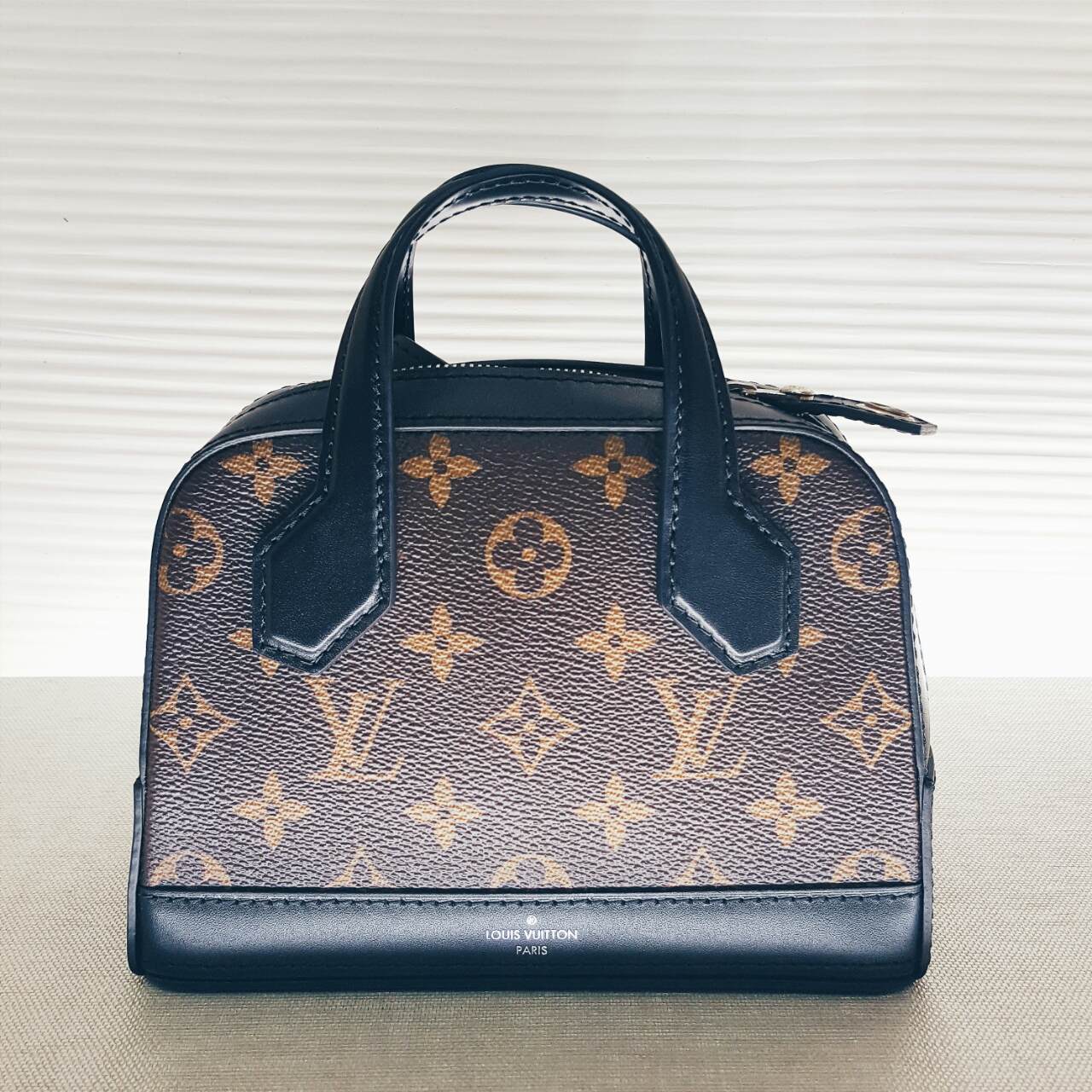 Bag Review: Louis Vuitton Monogram Nano Dora – The Bag Hag Diaries